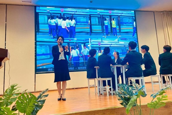 图片2.jpg 图片2.jpg